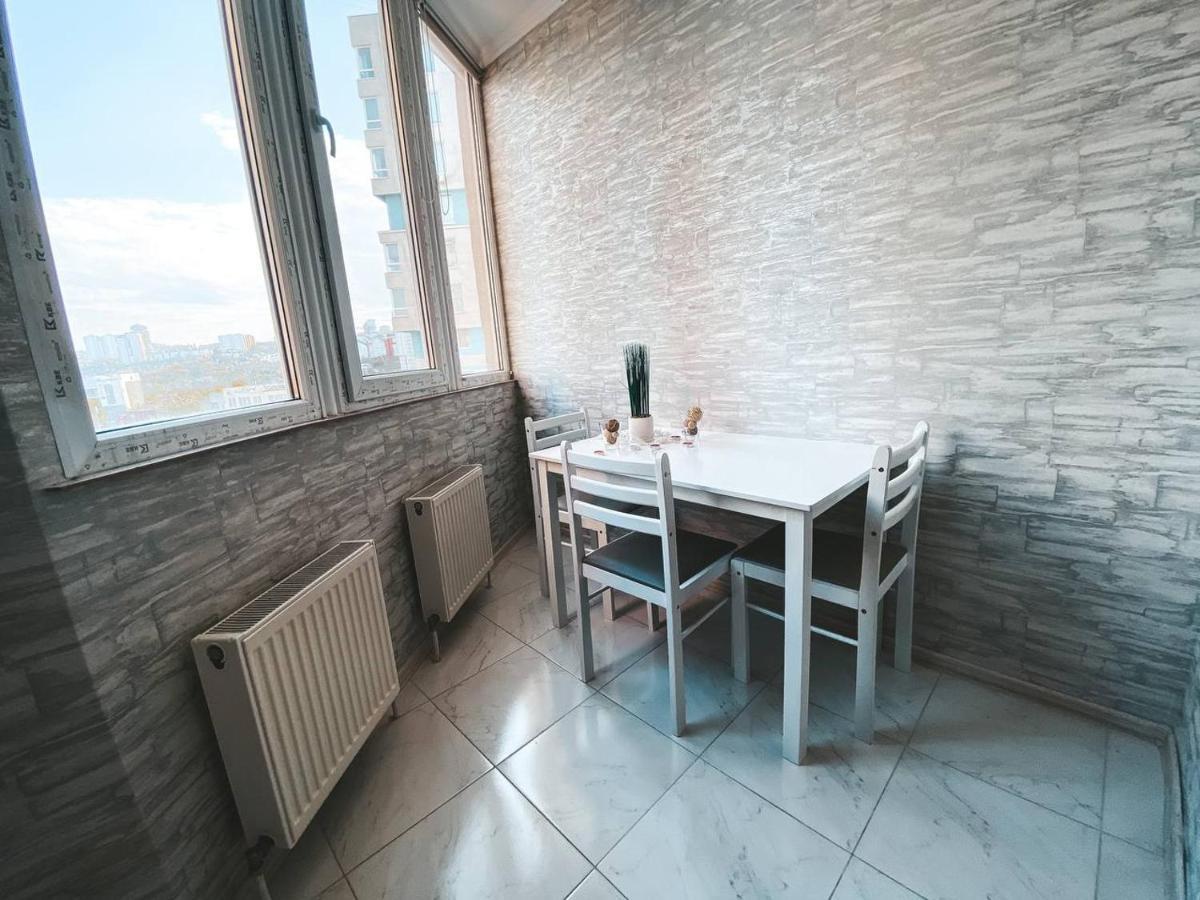 Luxury Sky Apartment Chişinău Extérieur photo